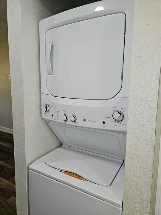 出租: $1,250 (1 贝兹, 1 浴室, 510 平方英尺)