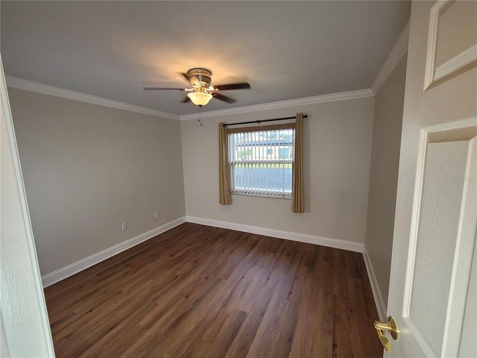 На продажу: $189,900 (2 спален, 2 ванн, 1094 Квадратных фут)