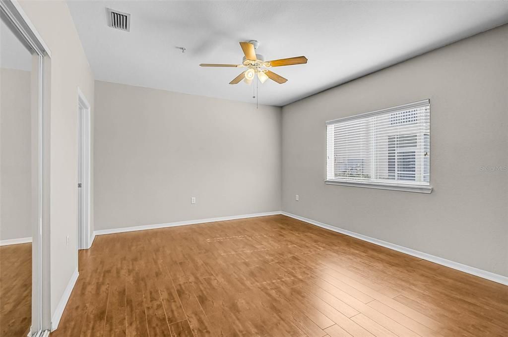 En Venta: $239,999 (3 camas, 2 baños, 1212 Pies cuadrados)