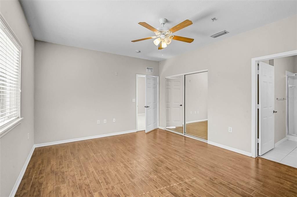 En Venta: $239,999 (3 camas, 2 baños, 1212 Pies cuadrados)