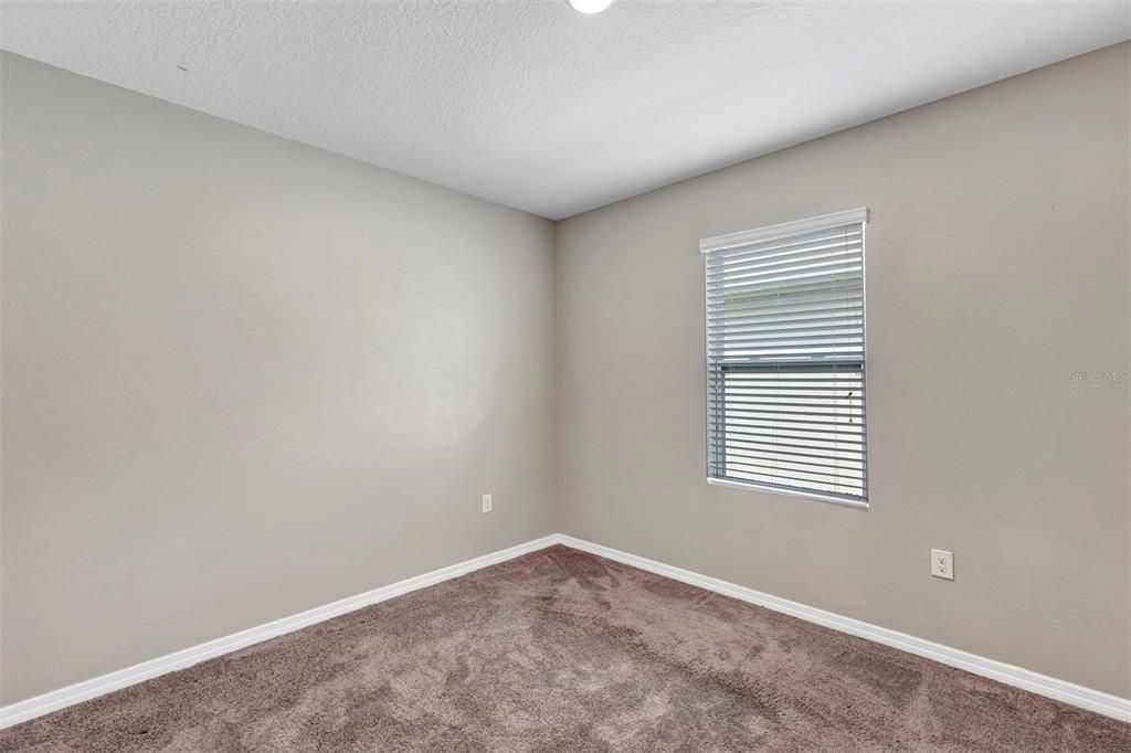 For Rent: $1,850 (4 beds, 2 baths, 1851 Square Feet)