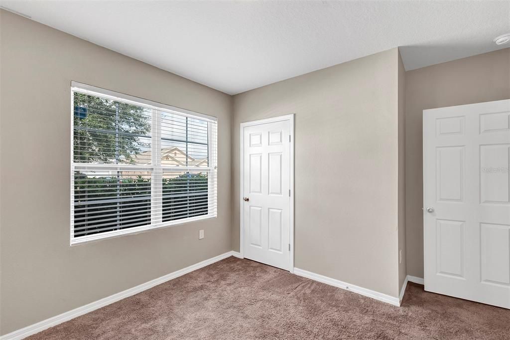 For Rent: $1,850 (4 beds, 2 baths, 1851 Square Feet)