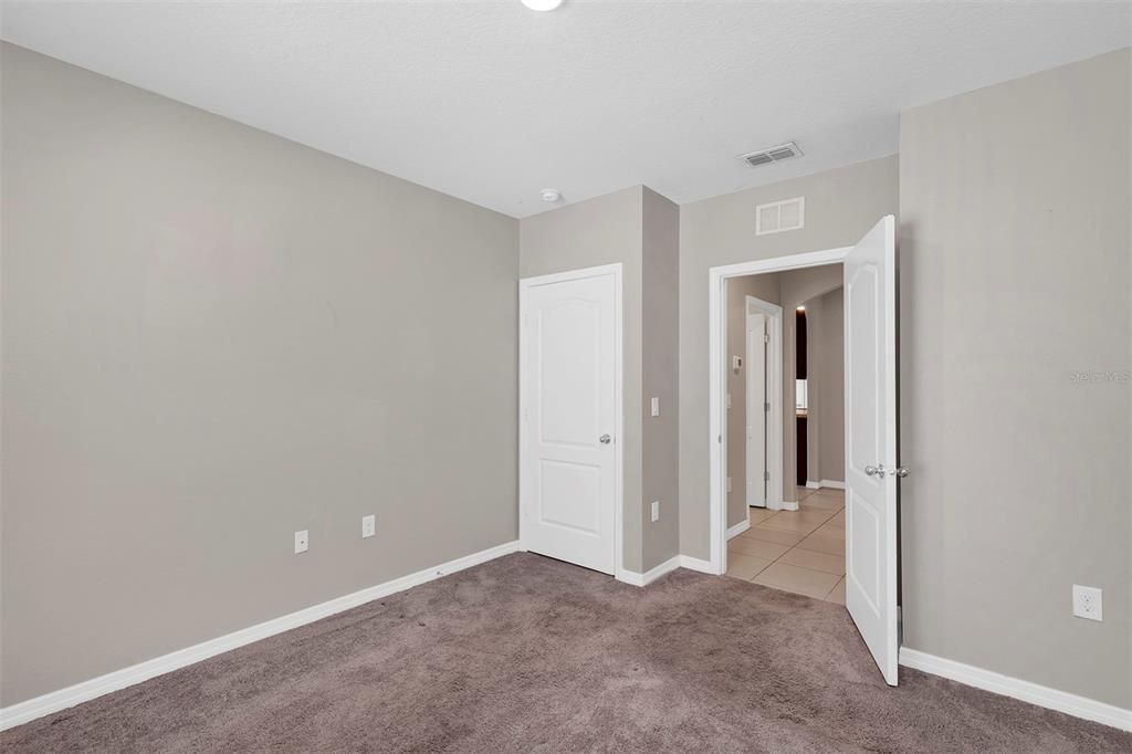 For Rent: $1,850 (4 beds, 2 baths, 1851 Square Feet)