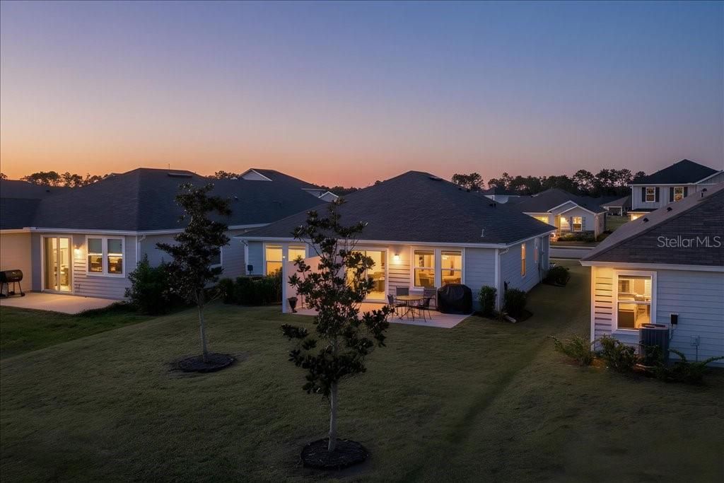 待售: $325,000 (3 贝兹, 2 浴室, 1377 平方英尺)