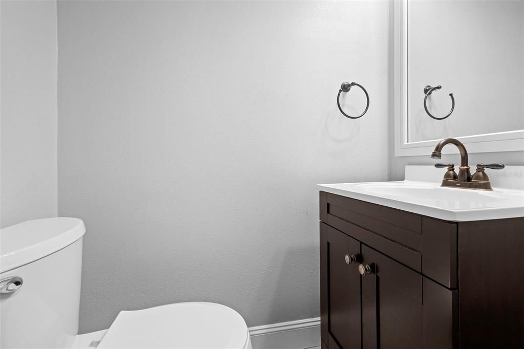 For Rent: $1,850 (2 beds, 2 baths, 1030 Square Feet)