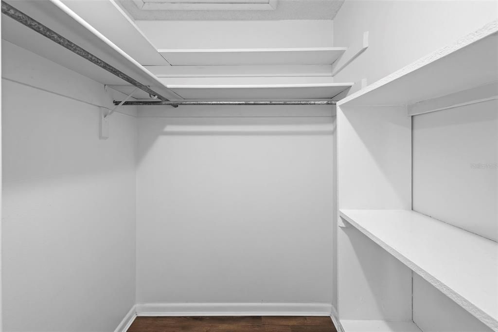 For Rent: $1,850 (2 beds, 2 baths, 1030 Square Feet)