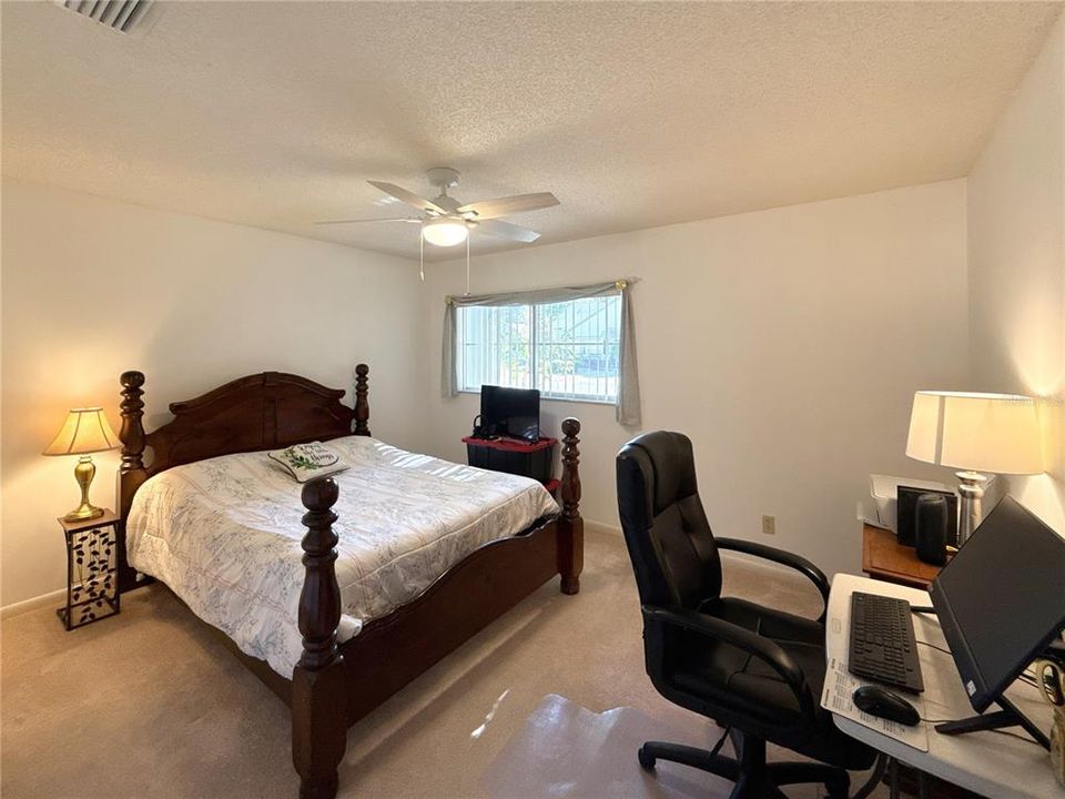 For Sale: $145,000 (2 beds, 2 baths, 1375 Square Feet)