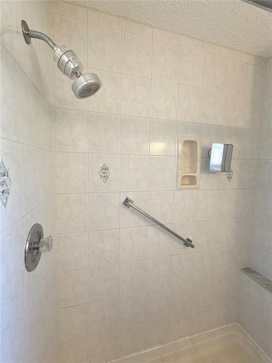 For Sale: $145,000 (2 beds, 2 baths, 1375 Square Feet)