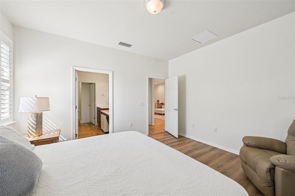 En Venta: $425,000 (3 camas, 2 baños, 1437 Pies cuadrados)