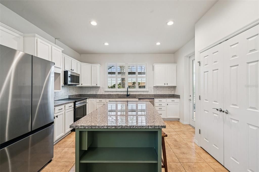 En Venta: $425,000 (3 camas, 2 baños, 1437 Pies cuadrados)