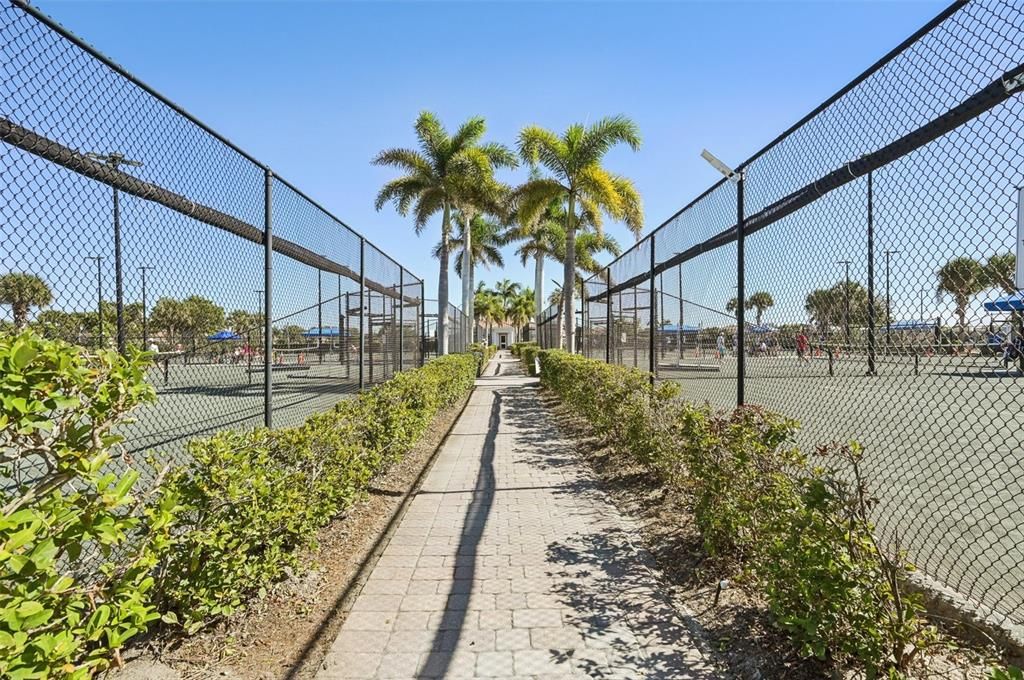 En Venta: $425,000 (3 camas, 2 baños, 1437 Pies cuadrados)