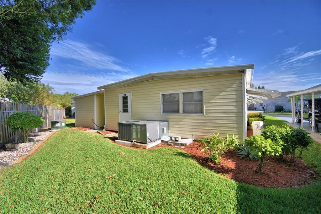 待售: $109,000 (2 贝兹, 2 浴室, 1008 平方英尺)