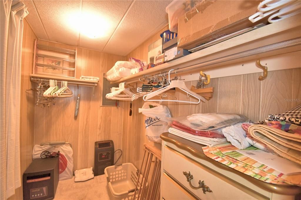 待售: $109,000 (2 贝兹, 2 浴室, 1008 平方英尺)