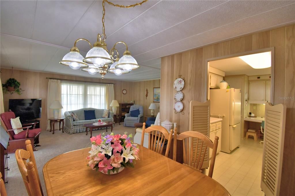 待售: $109,000 (2 贝兹, 2 浴室, 1008 平方英尺)