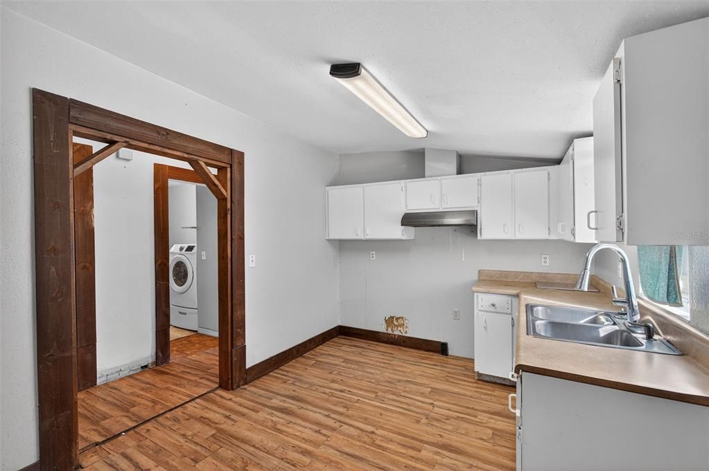 En Venta: $164,000 (2 camas, 1 baños, 1200 Pies cuadrados)