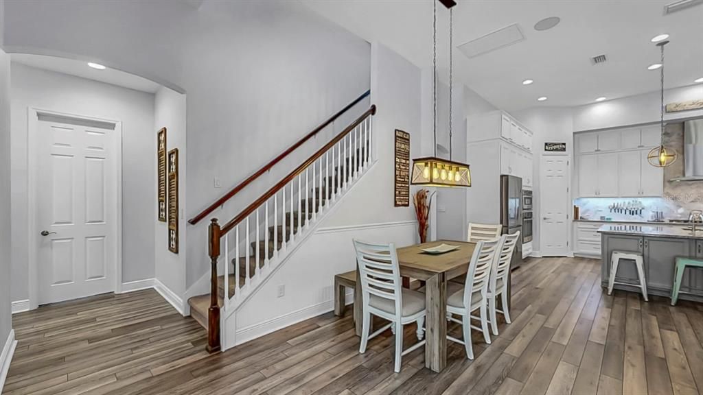 En Venta: $994,000 (5 camas, 4 baños, 3933 Pies cuadrados)