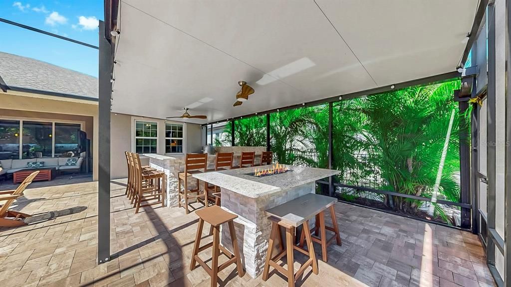 En Venta: $994,000 (5 camas, 4 baños, 3933 Pies cuadrados)