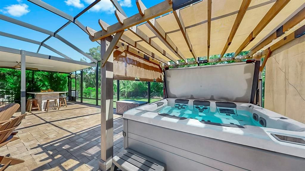 En Venta: $994,000 (5 camas, 4 baños, 3933 Pies cuadrados)