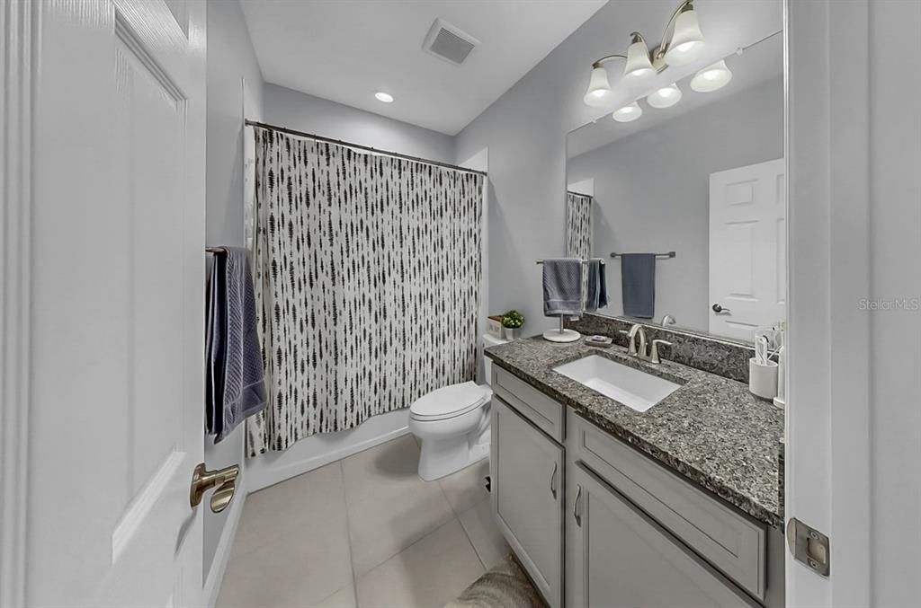 En Venta: $994,000 (5 camas, 4 baños, 3933 Pies cuadrados)