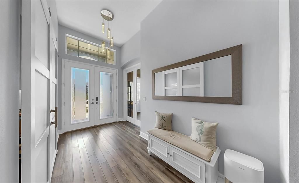 En Venta: $994,000 (5 camas, 4 baños, 3933 Pies cuadrados)