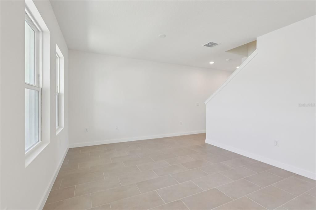 For Sale: $324,990 (3 beds, 2 baths, 1409 Square Feet)