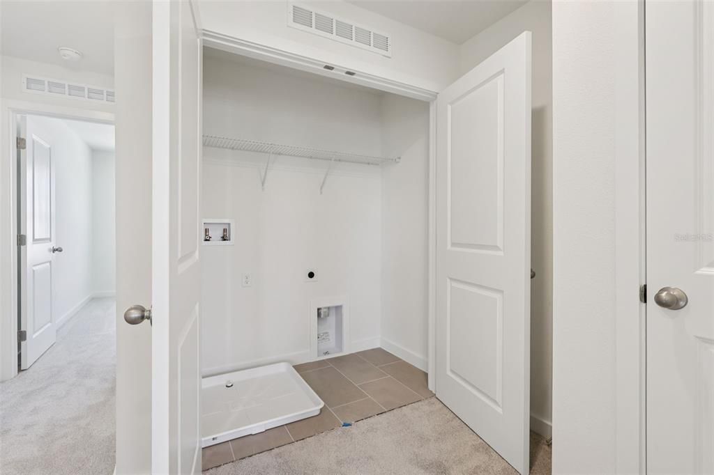 For Sale: $324,990 (3 beds, 2 baths, 1409 Square Feet)