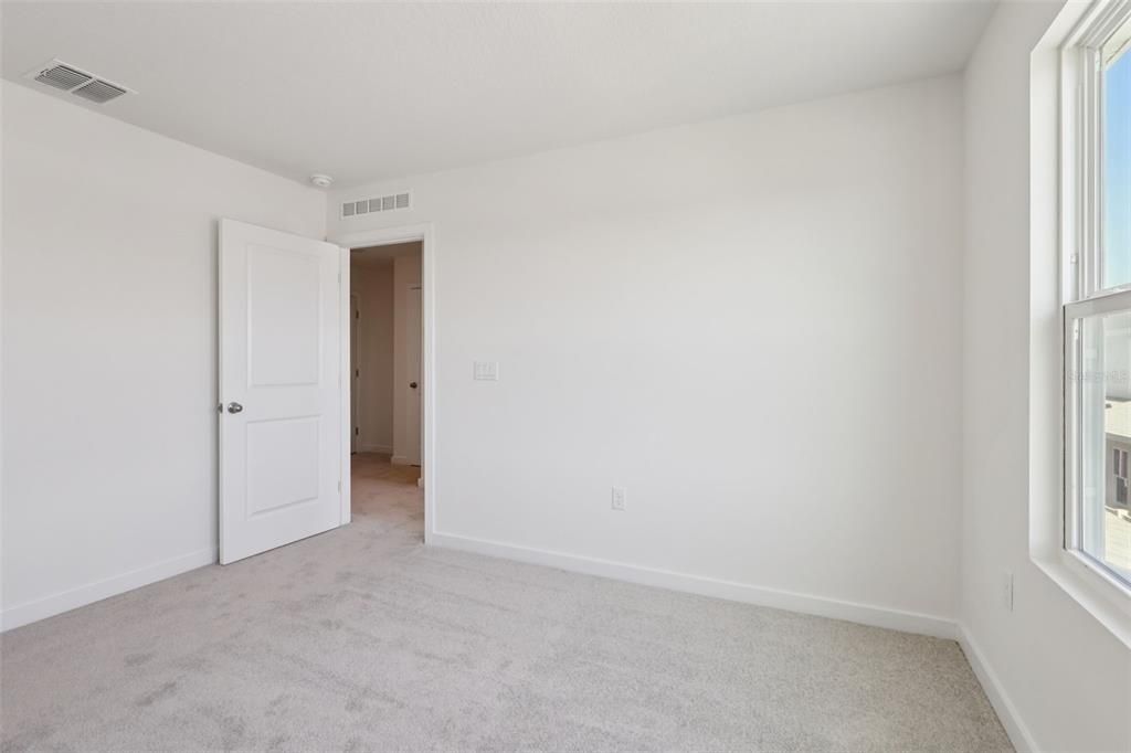 For Sale: $324,990 (3 beds, 2 baths, 1409 Square Feet)