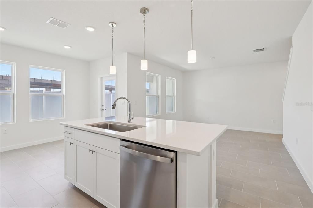 For Sale: $324,990 (3 beds, 2 baths, 1409 Square Feet)