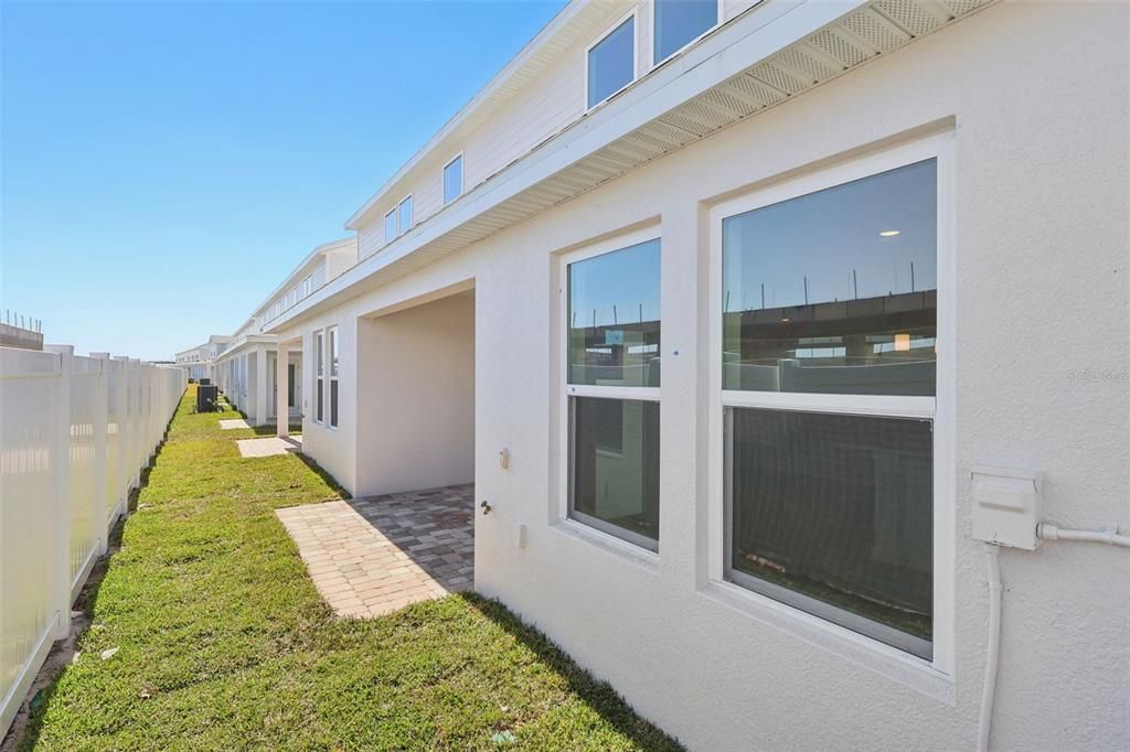 For Sale: $324,990 (3 beds, 2 baths, 1409 Square Feet)