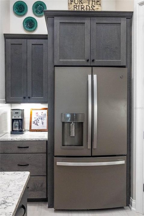 На продажу: $445,000 (2 спален, 2 ванн, 1925 Квадратных фут)