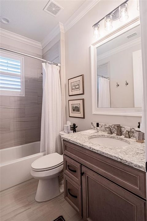 На продажу: $445,000 (2 спален, 2 ванн, 1925 Квадратных фут)