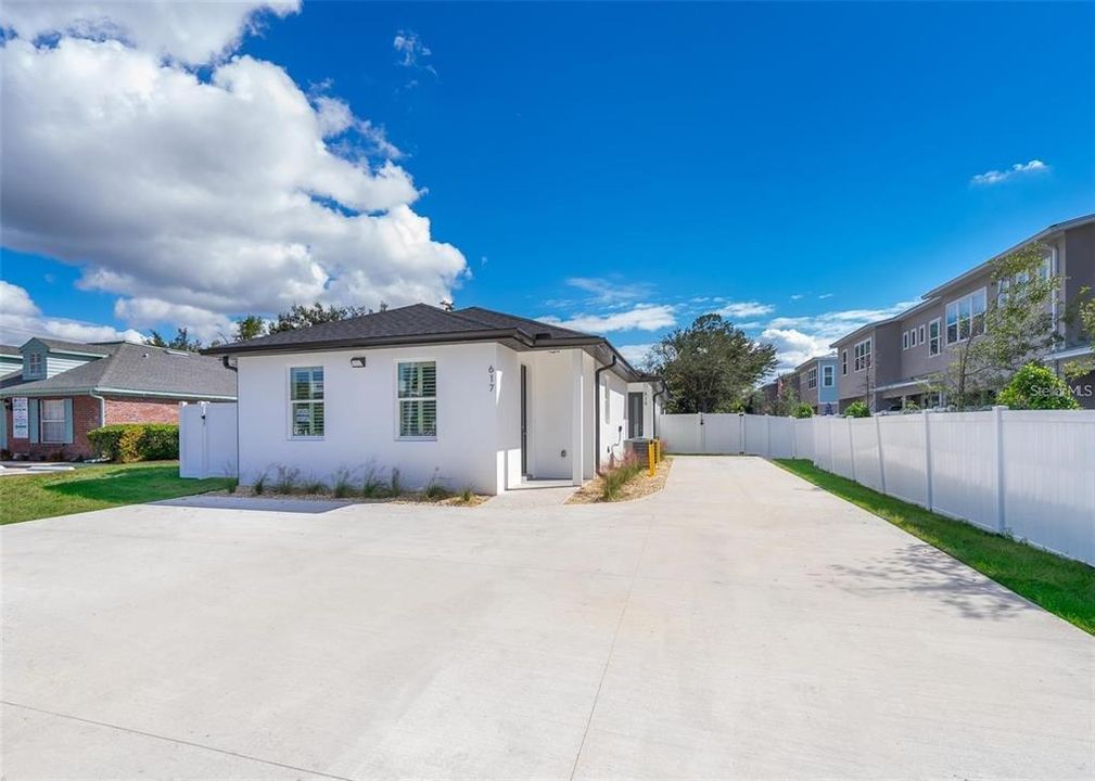 For Rent: $1,975 (2 beds, 2 baths, 1162 Square Feet)