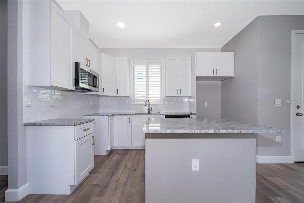 For Rent: $1,975 (2 beds, 2 baths, 1162 Square Feet)