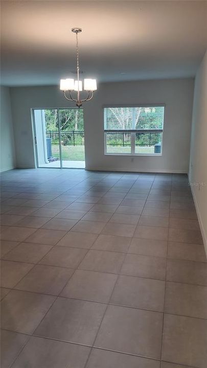 En Renta: $2,250 (3 camas, 2 baños, 1557 Pies cuadrados)