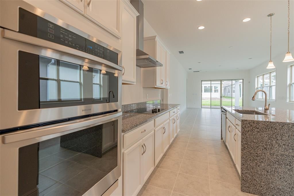 For Rent: $3,000 (3 beds, 2 baths, 1617 Square Feet)