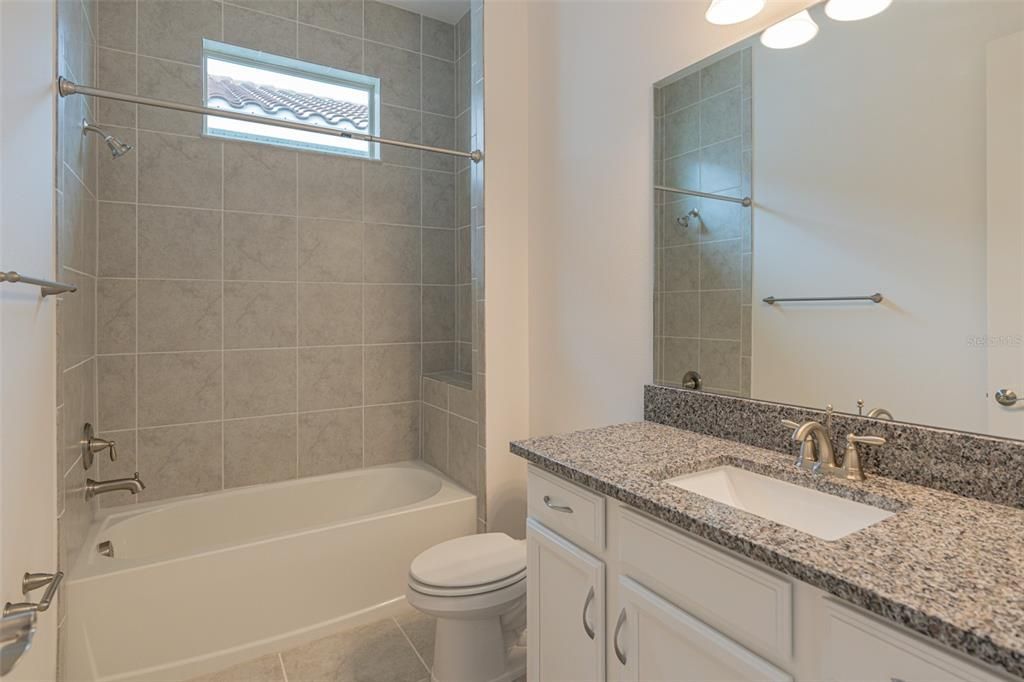 For Rent: $3,000 (3 beds, 2 baths, 1617 Square Feet)