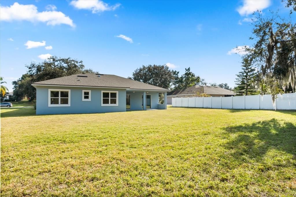 На продажу: $525,000 (5 спален, 3 ванн, 2461 Квадратных фут)