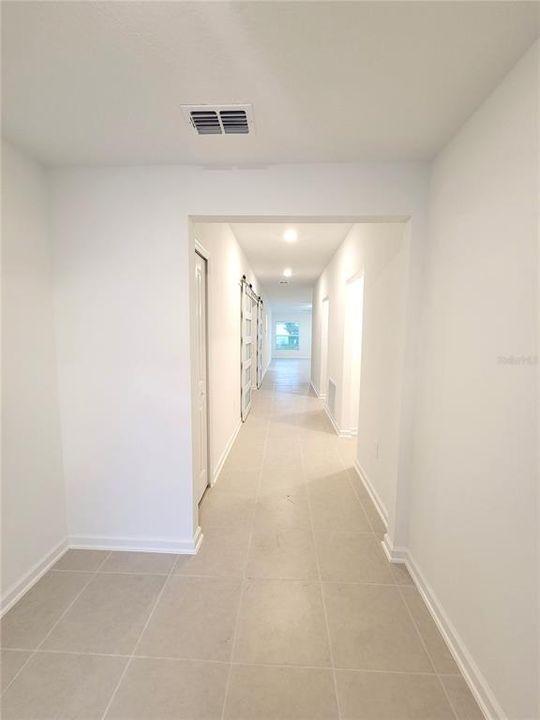 出租: $2,500 (4 贝兹, 3 浴室, 2174 平方英尺)