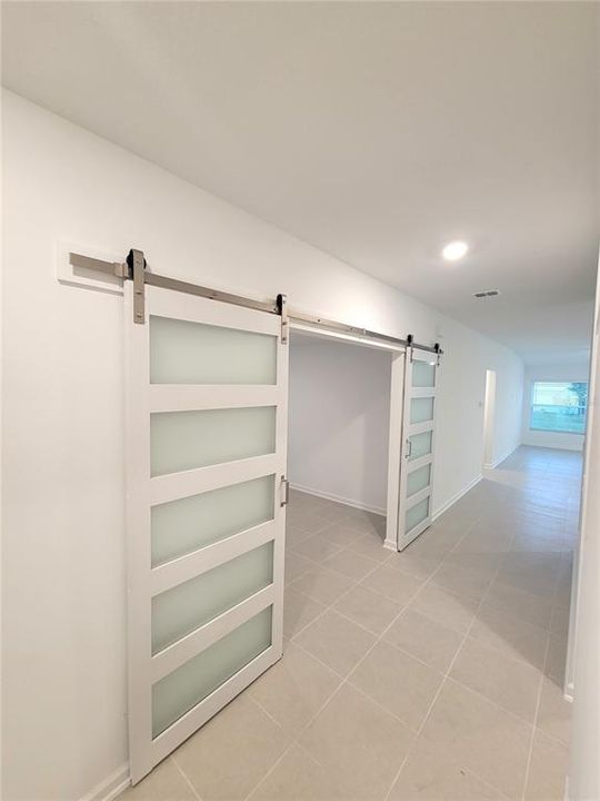 出租: $2,500 (4 贝兹, 3 浴室, 2174 平方英尺)