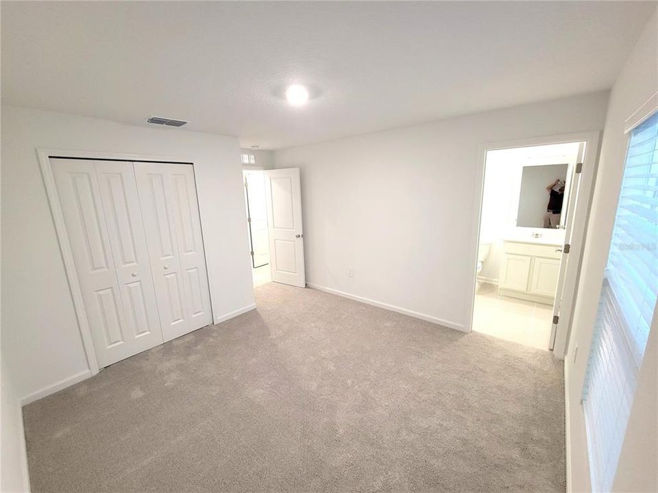 出租: $2,500 (4 贝兹, 3 浴室, 2174 平方英尺)