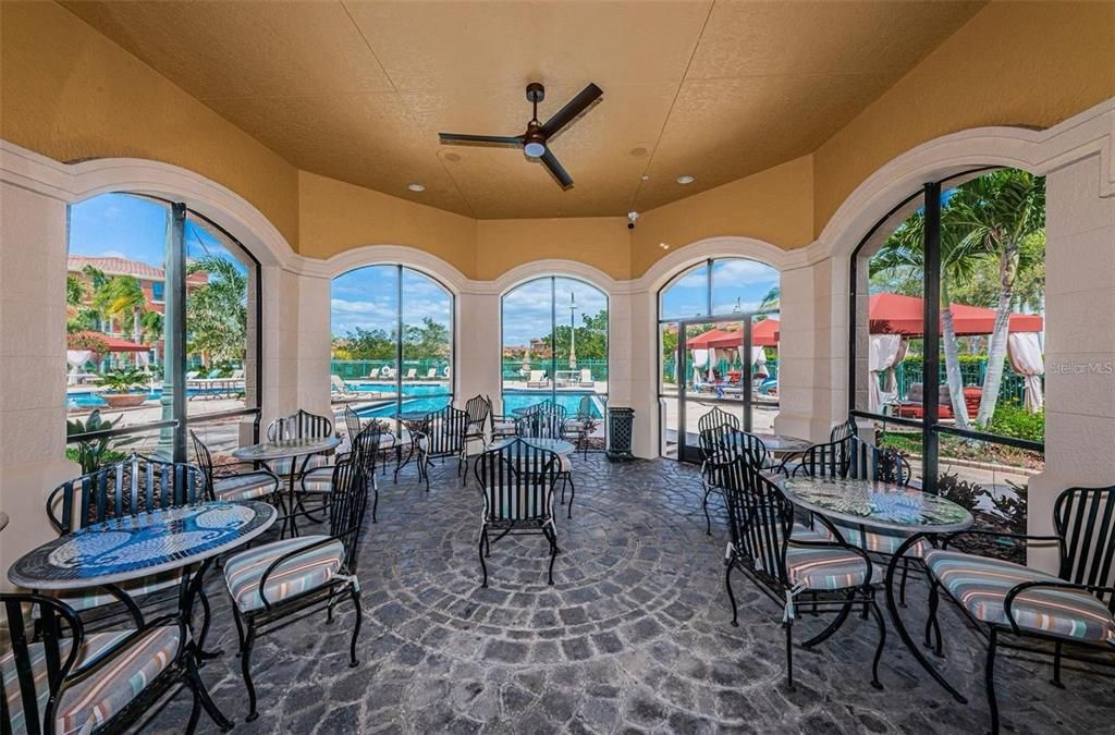 For Rent: $2,100 (2 beds, 1 baths, 1020 Square Feet)