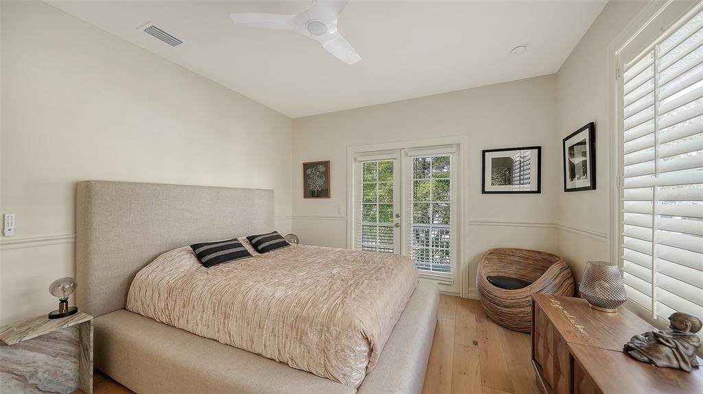 待售: $2,750,000 (4 贝兹, 4 浴室, 2965 平方英尺)