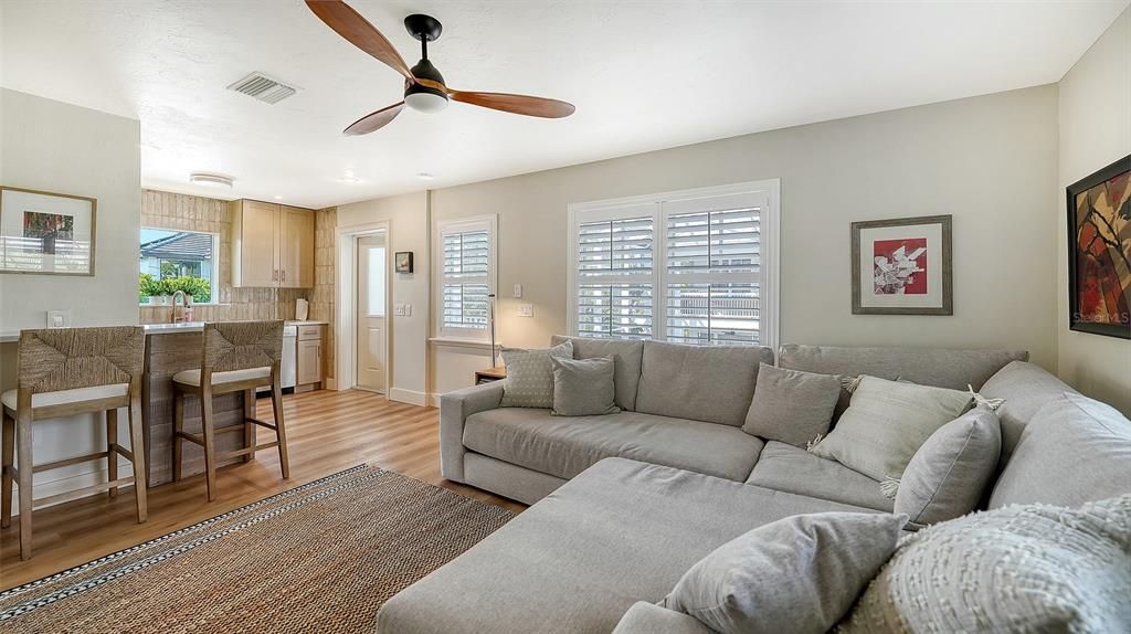 待售: $2,750,000 (4 贝兹, 4 浴室, 2965 平方英尺)