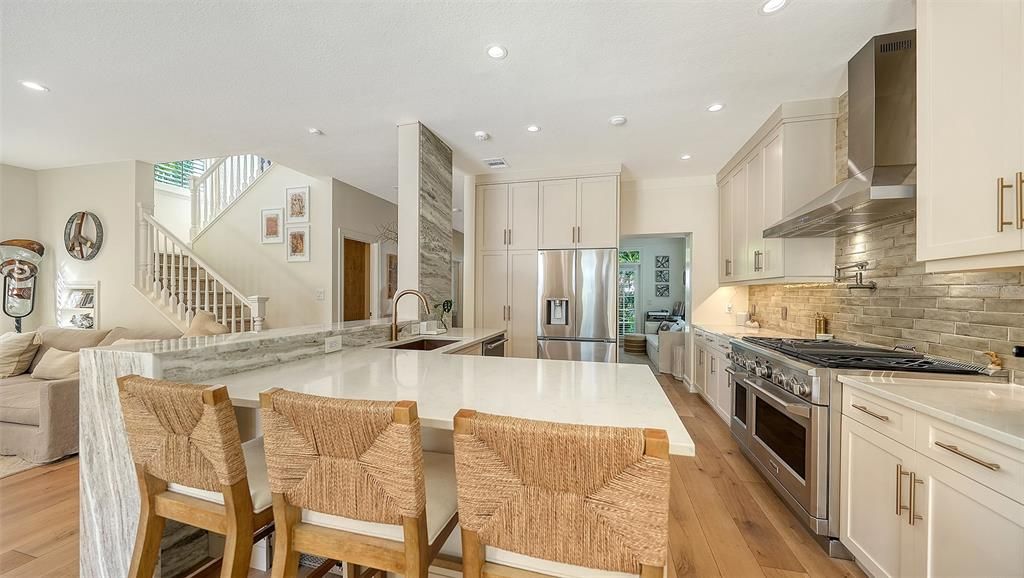 待售: $2,750,000 (4 贝兹, 4 浴室, 2965 平方英尺)