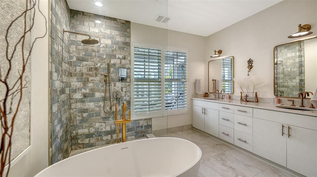 待售: $2,750,000 (4 贝兹, 4 浴室, 2965 平方英尺)