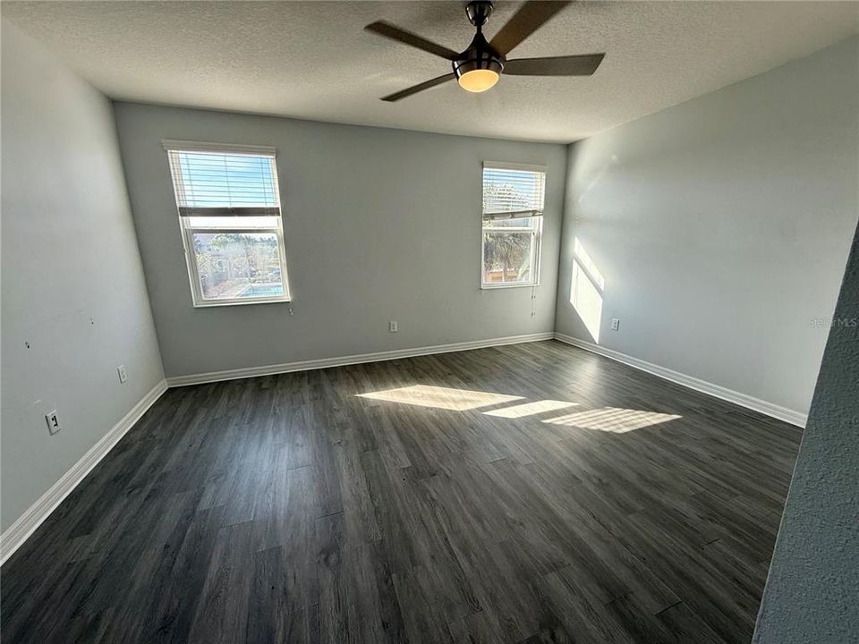For Rent: $2,100 (2 beds, 2 baths, 1240 Square Feet)