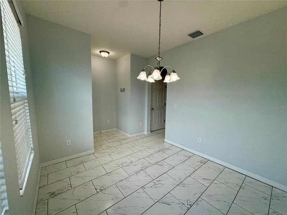 For Rent: $2,100 (2 beds, 2 baths, 1240 Square Feet)