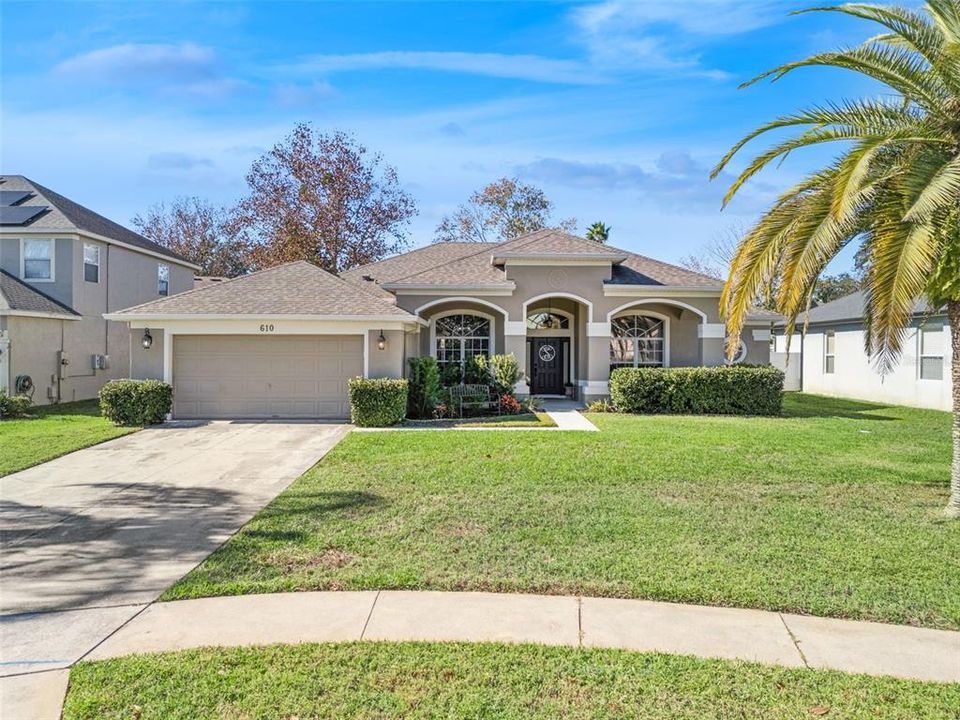 For Sale: $535,000 (4 beds, 2 baths, 2490 Square Feet)