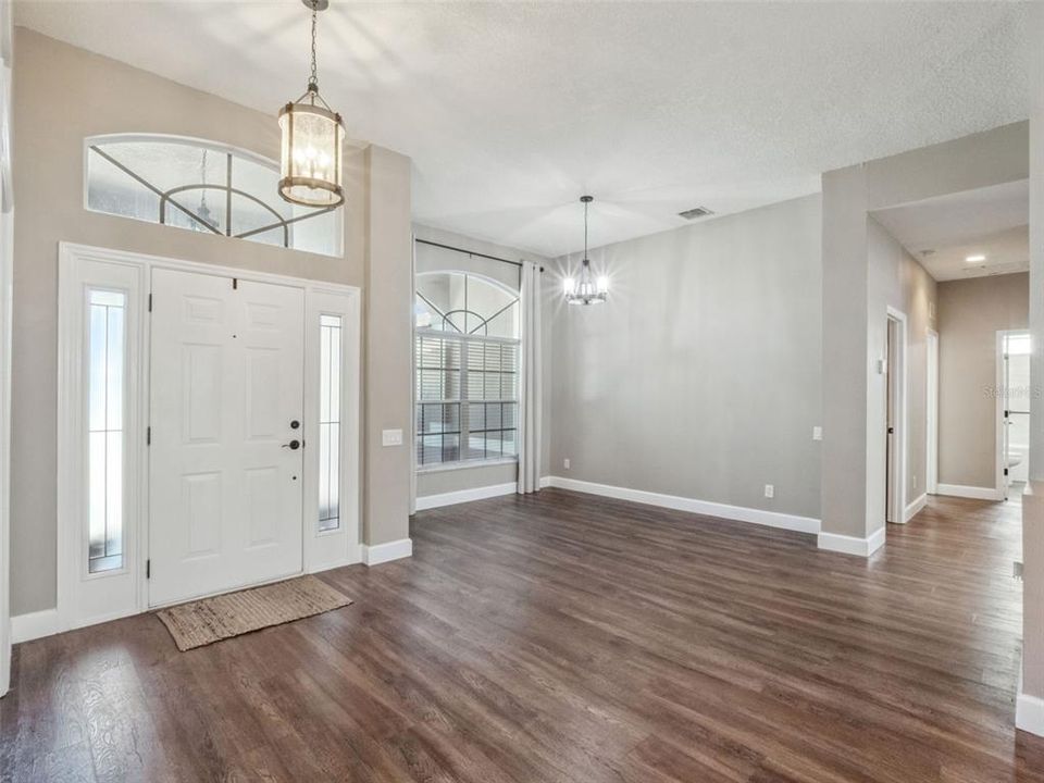 For Sale: $535,000 (4 beds, 2 baths, 2490 Square Feet)