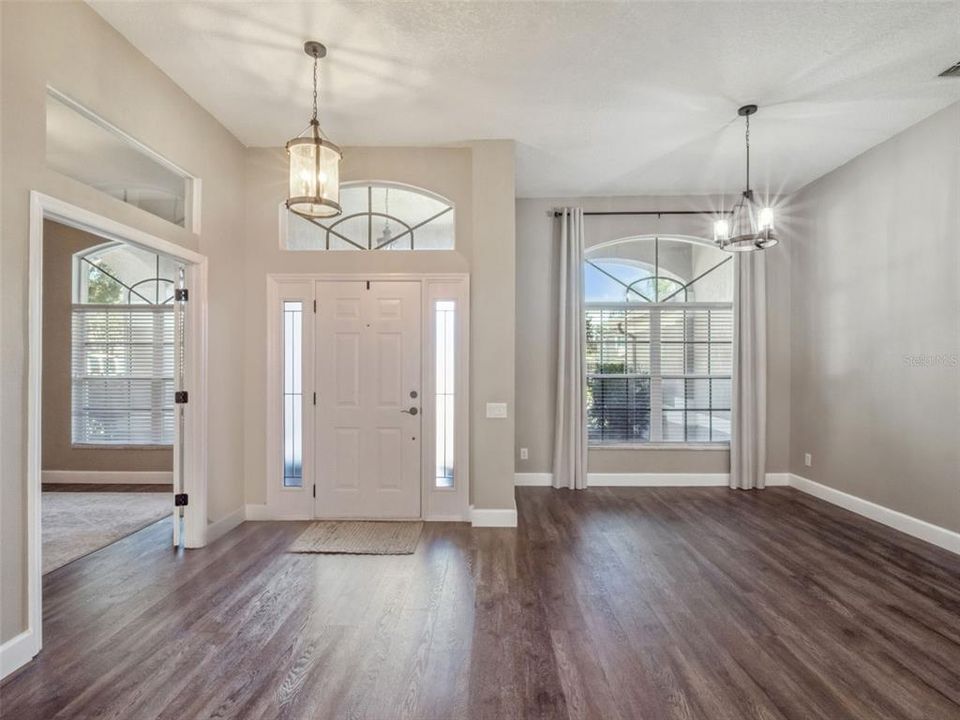 For Sale: $535,000 (4 beds, 2 baths, 2490 Square Feet)